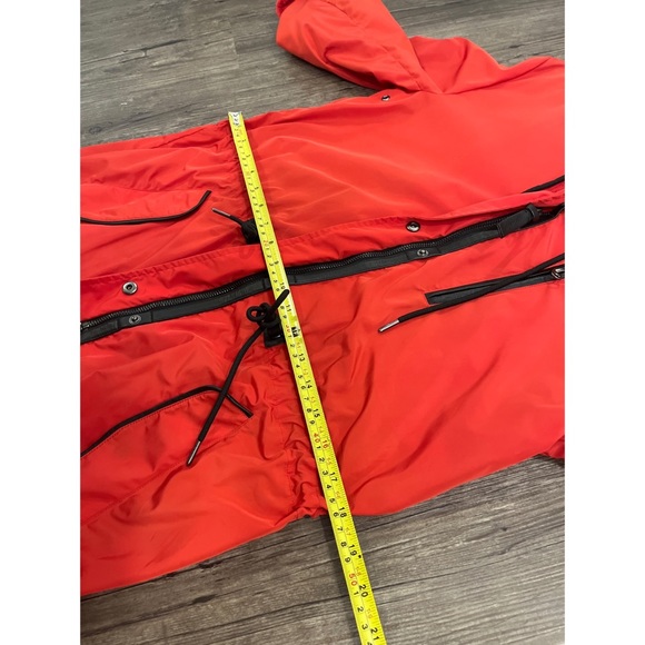 Mackage raincoat with hood - Picture 15 of 15